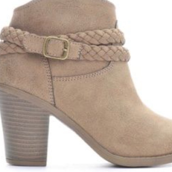 No Parking Shoes - No Parking Booties Like New Condition.